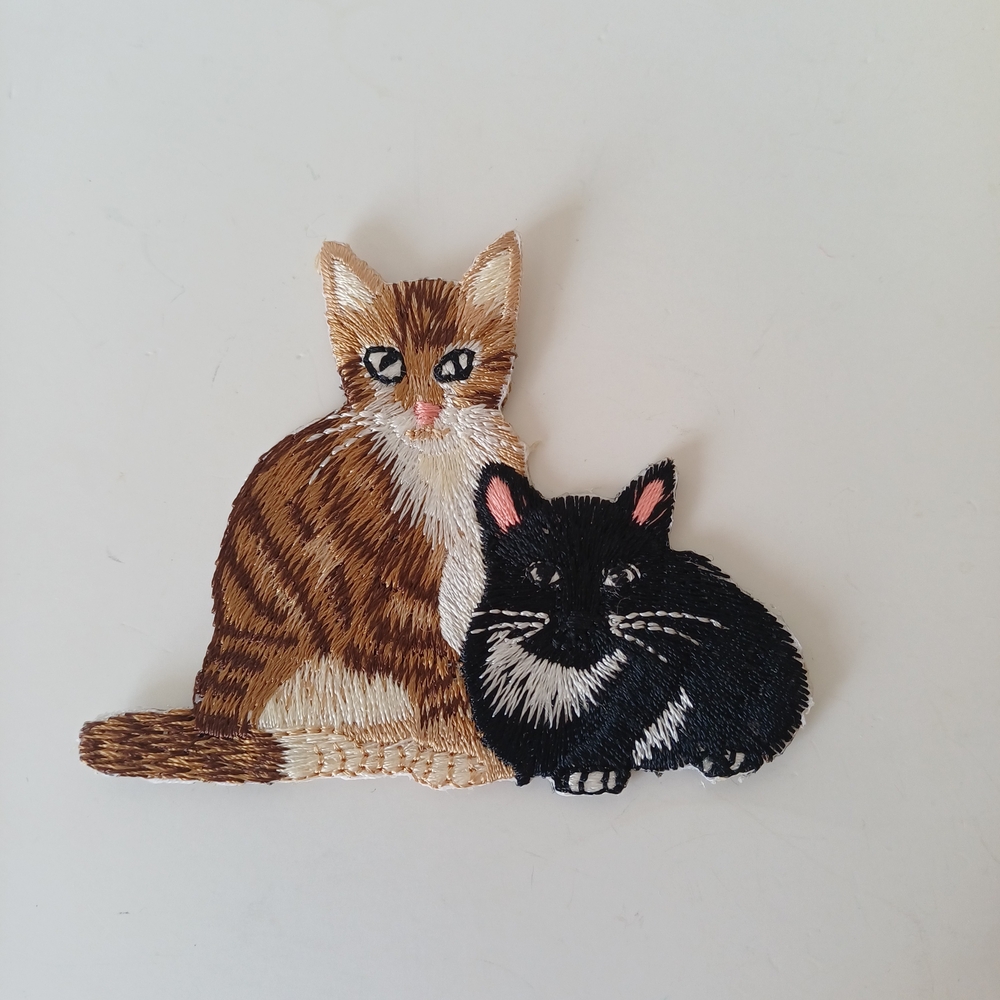 Charming Cat Duo Embroidered Patch - Brown and Black